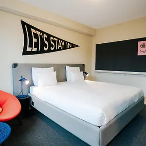Hotel The Social Hub, Haia