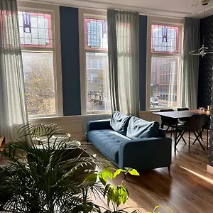 Appartement Centre With Roof Terrace And Parking With Additional Costs